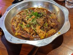 -爆炸头阿姨小四川正宗川味小吃(无任何分店)