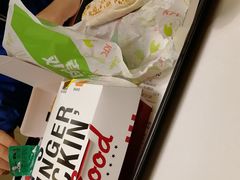 -肯德基(鲁迅路店)