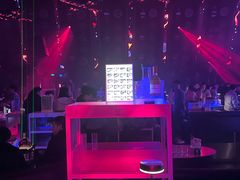 -简奥斯汀·赫本酒吧