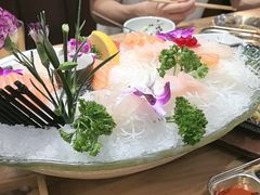 -青瓦餐厅·生鱼片·韩园烤肉(西塔店)