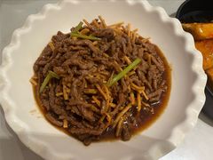 馓子牛肉丝-刘胖子家常菜·蹄花焖藕(中央花园店)