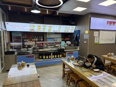 -陇上全荟兰州传统牛肉面(延吉路店)