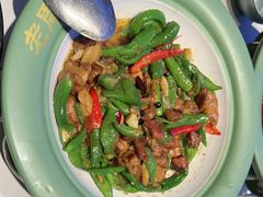 -老周家酱卤猪蹄私房菜(克拉玛依西街店)