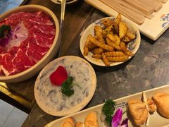 -小龙坎火锅(湖滨银泰in77店)