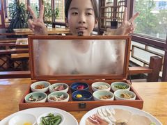 -桥香园过桥米线(国贸店)