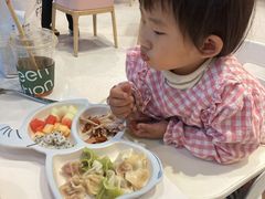 -KIDults童伴儿亲子餐厅(达美中心广场店)