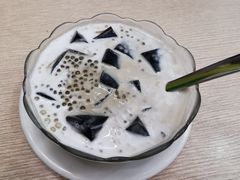 -佰搭果·广式茶餐厅(西华路店)