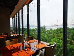 靠窗位-武汉世茂希尔顿酒店·汇·全日餐厅