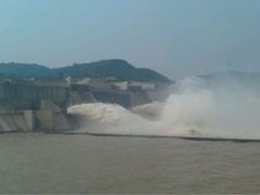 -黄河小浪底水利枢纽风景区