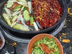 -灌县老妈砂锅串串香(万科红生活广场店)