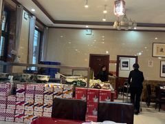 -鸿亨泰杂鱼馆(港馨家园店)