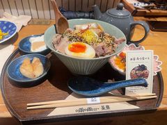 -啢啢茶寮(芳华横街店)