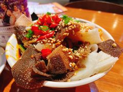功夫双脆-炉小二铜锅牛蛙•川湘菜(三里屯店)