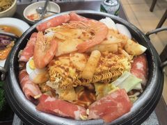 -贵宾庄炸酱面·韩式料理(高区店)