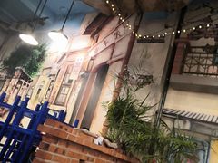 -马路边边串串香形象店(磐石路店)