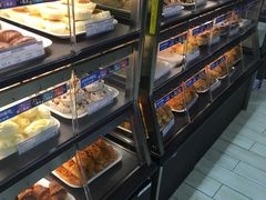 面包甜点陈列柜-山崎面包(百联世纪店)