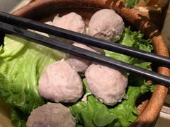 -左庭右院鲜牛肉火锅(金山万达店)