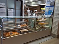 面包甜点陈列柜-白玉兰食品(仲盛世界商城店)