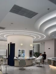 -PE SALON