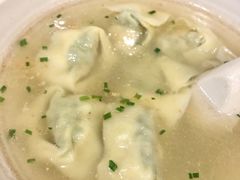 荠菜虾肉大馄饨-东泰祥生煎馆(陕西南路店)