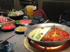 -湊湊火锅·茶憩(打浦桥日月光店)