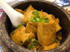 石锅烧豆腐-东方饺子王(新奥购物中心店)