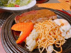 -暖山咖啡西餐厅