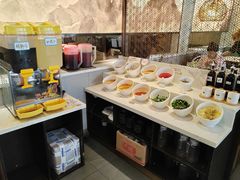 -德林酸菜鱼火锅(南丹店)