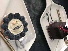 -UNI UNI(环亚凯瑟琳店)