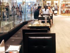 -VENCHI 闻绮(北京国贸商城店)