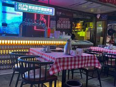 -龙巢盱眙龙虾·鸡煲·烧烤宵夜(坪洲店)