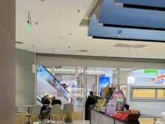 -奈雪的茶(亨特国际广场店)