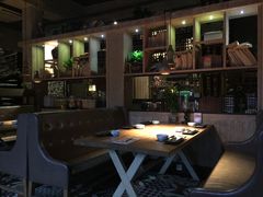 -70后饭吧(府河街店)