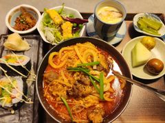 辣味牛肉乌冬面配沙拉卷定食-满来寿喜烧(金虹桥店)