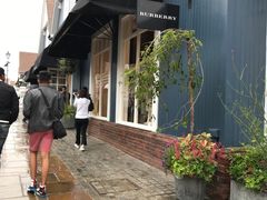 -伦敦比斯特购物村