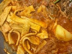 -喇喇排骨火锅·传统韩式脊骨汤(望京西园总店)
