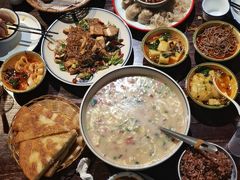 -蓝田九大碗民俗食府(蓝田店)