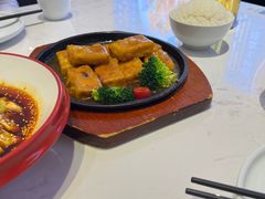 -峨嵋小镇·川菜(勒泰中心店)