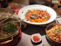 水煮鲜活鲈鱼-麻都·成都菜(人民广场店)