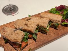 -wineapp葡萄酒餐吧(外滩金融中心店)