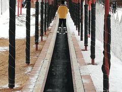 -十三陵雪世界滑雪场