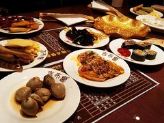 -吉布鲁牛排海鲜自助(龙湖北城天街购物广场店)