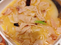 黄山笋煨鹿茸菌-千滋百味·醉江澜花园餐厅(街道口店)
