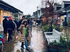 -伦敦比斯特购物村