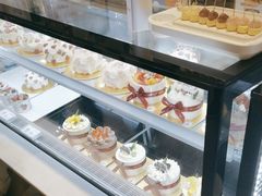 -花花卷卷·鲜食蛋糕(静安久光百货店)