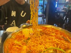 -富乐满韩国正宗炸鸡韩国料理(虹泉路店)