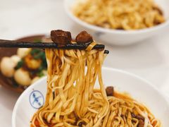 -李与白包子铺(桐梓林店)