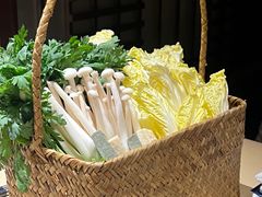 -余欢领鲜火锅(新街口店)