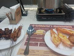 -金马门国际美食百汇(珞喻路店)