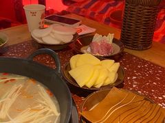 -赵美丽·重庆社区火锅·直营店(火车东站·中豪国际店)